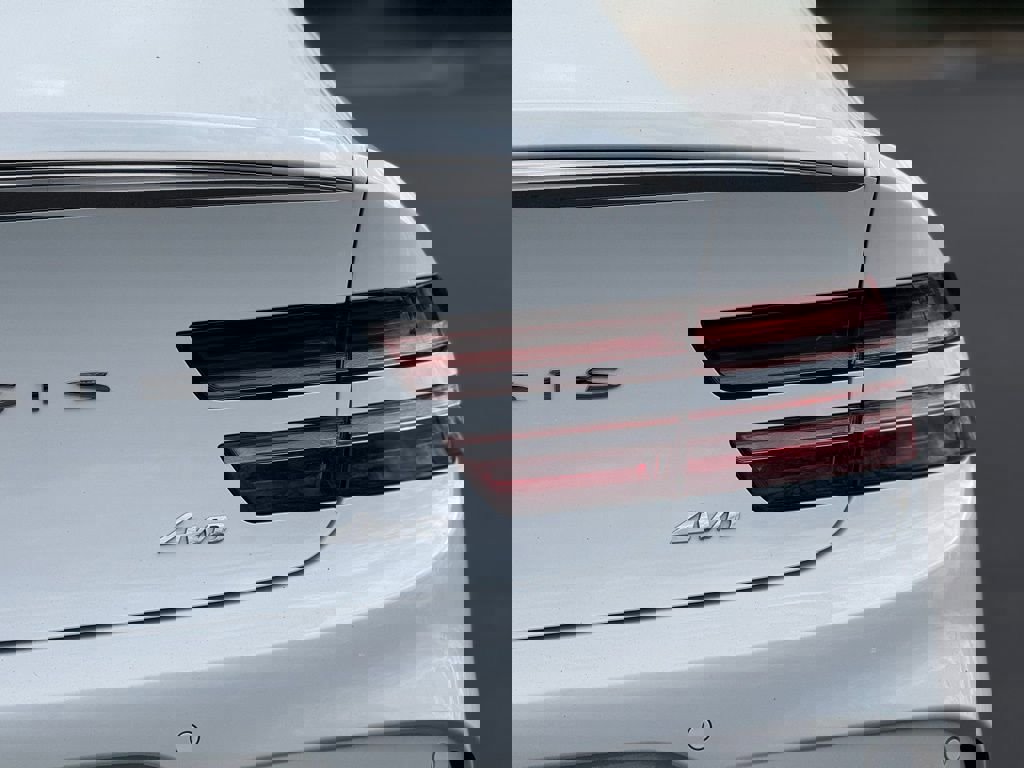 Used 2025 Genesis G80 2.5T Advanced image 14