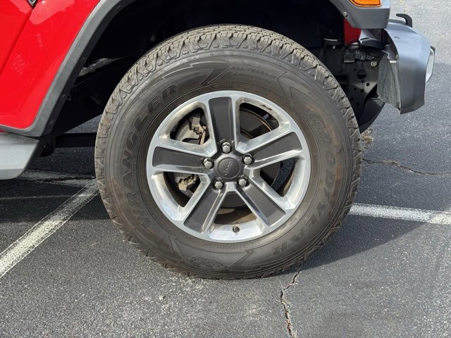 Used 2019 Jeep Wrangler Unlimited Sahara image 32