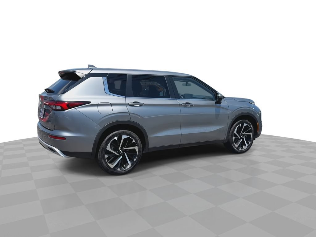 Used 2024 Mitsubishi Outlander SE FWD image 9