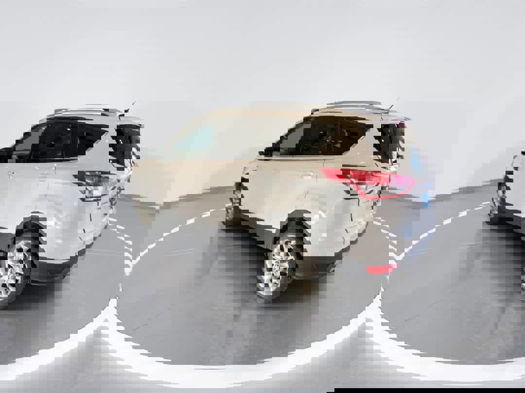 Used 2015 Ford Escape Titanium image 6