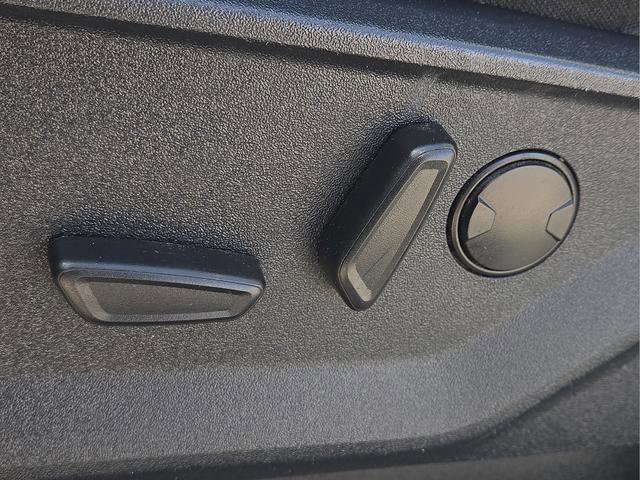 Used 2022 Ford F150 XLT w/ Equipment Group 302A High image 24