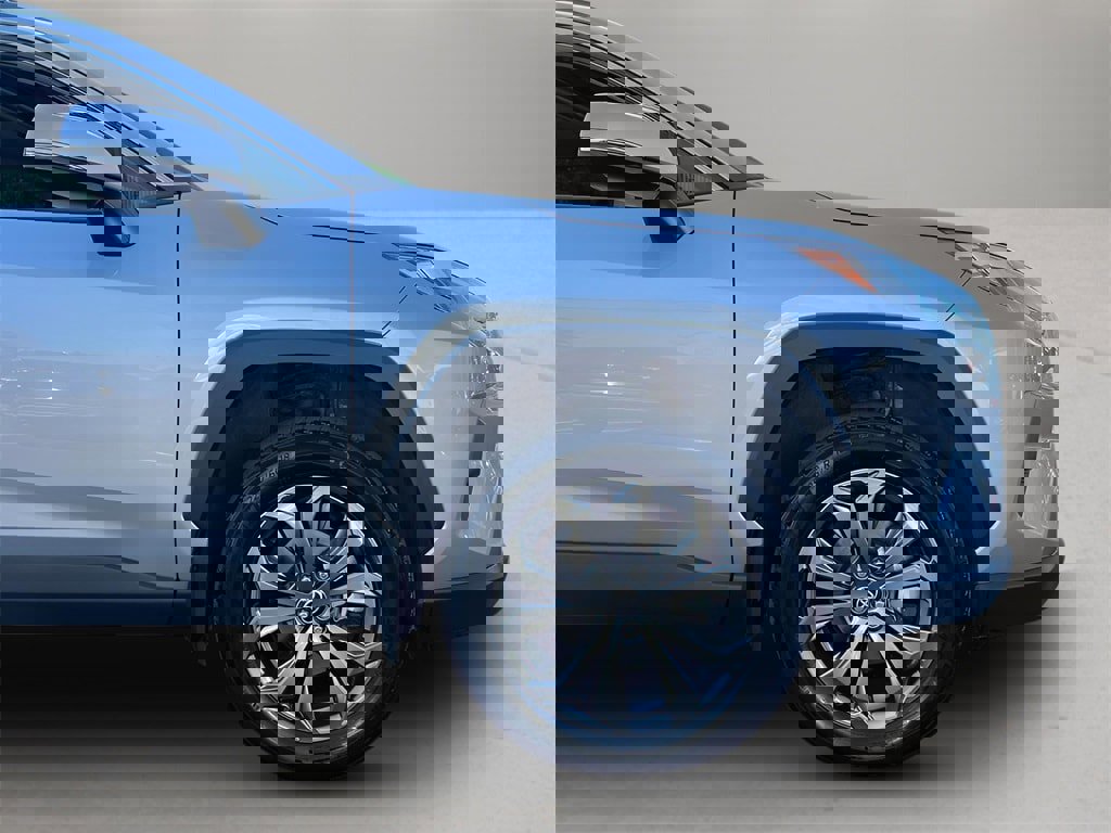 Used 2024 Toyota RAV4 XLE Premium image 29