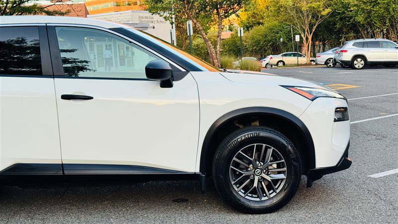 Used 2021 Nissan Rogue S FWD image 6