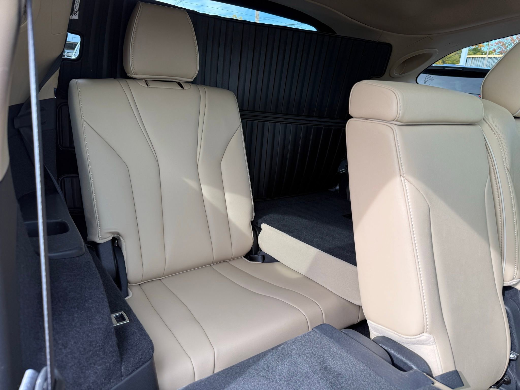 Used 2022 Acura MDX SH-AWD w/ Advance Package image 28