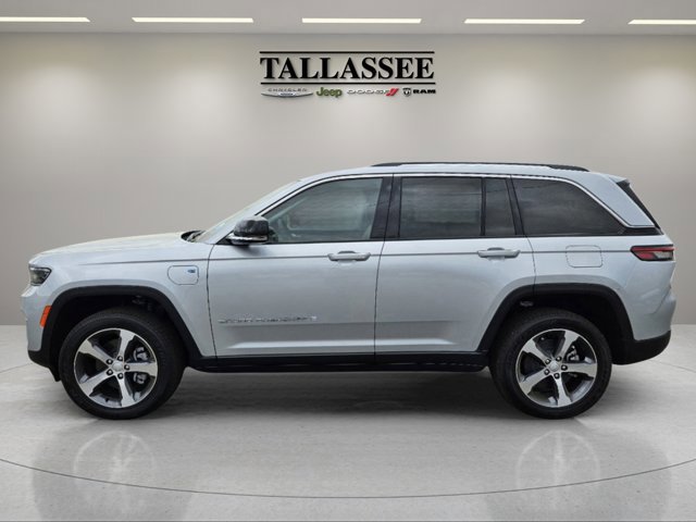 New 2023 Jeep Grand Cherokee 4WD 4xe image 8