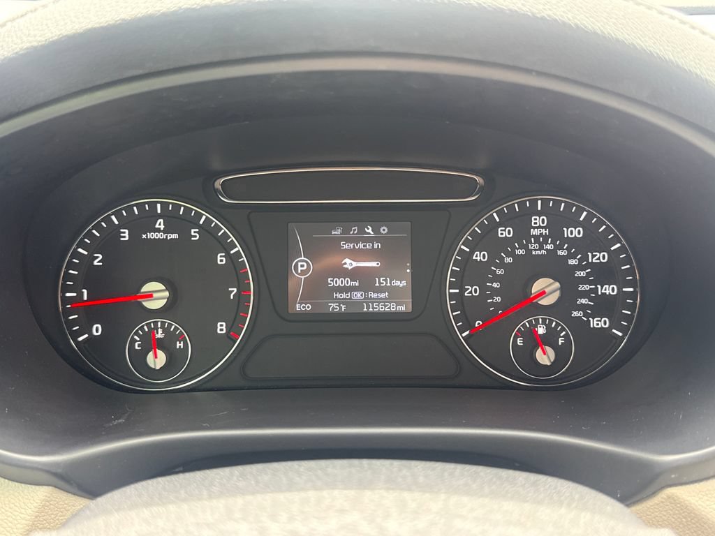 Used 2017 Kia Sorento FWD image 21