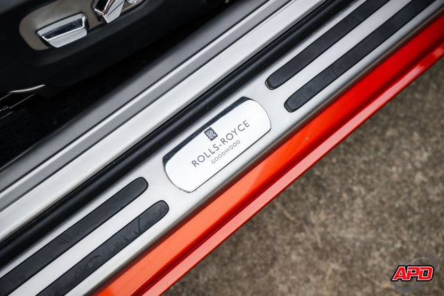 Used 2015 Rolls-Royce Wraith RWD image 75