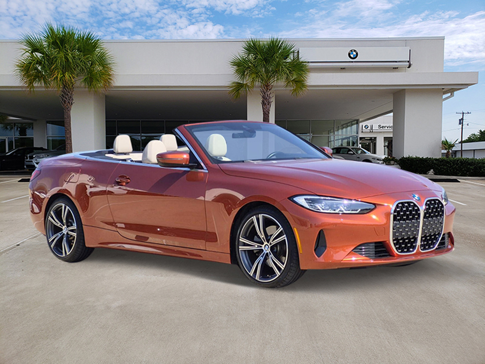 Used 2023 BMW 430i Convertible w/ Premium Package RWD image 3