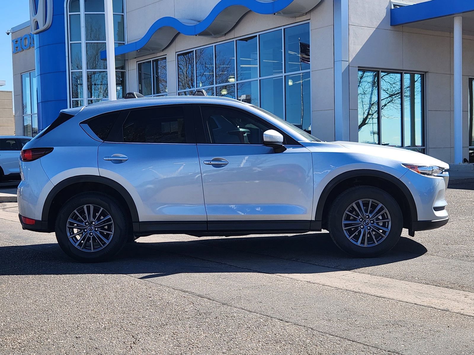 Used 2020 MAZDA CX-5 Touring image 6