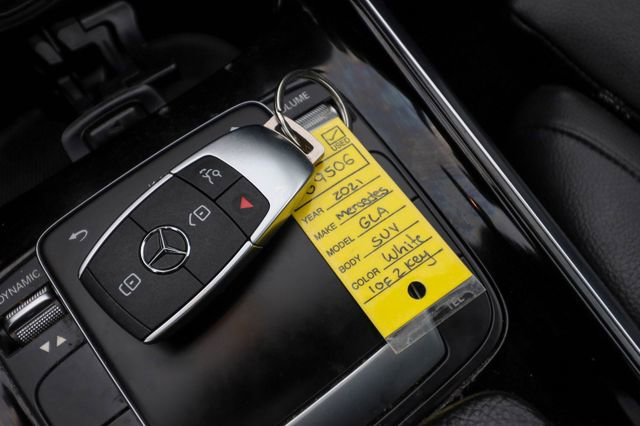 Used 2021 Mercedes-Benz GLA 250 4MATIC image 13
