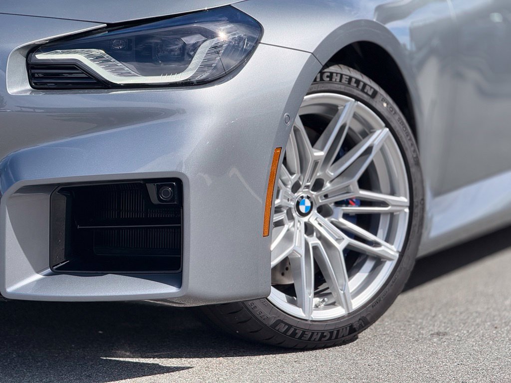 New 2026 BMW M2 w/ Lighting Package RWD image 2