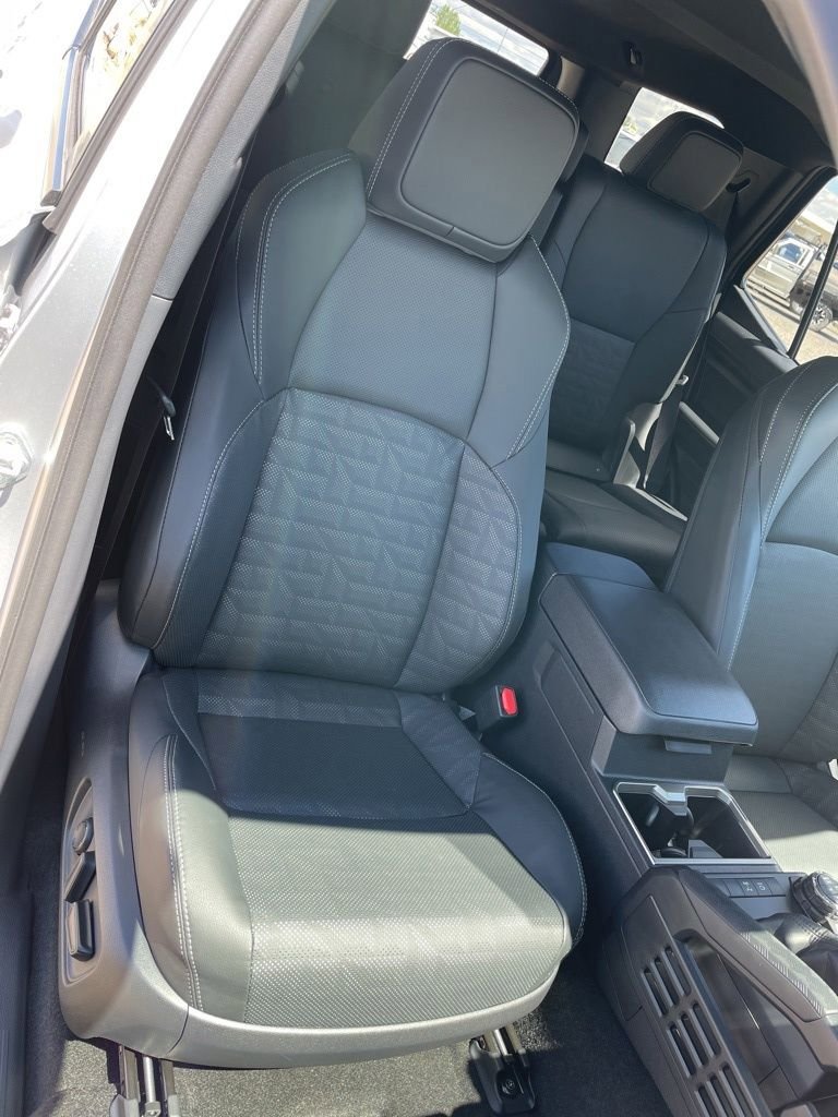 New 2026 Toyota 4Runner TRD Off-Road Premium AWD/4WD image 34