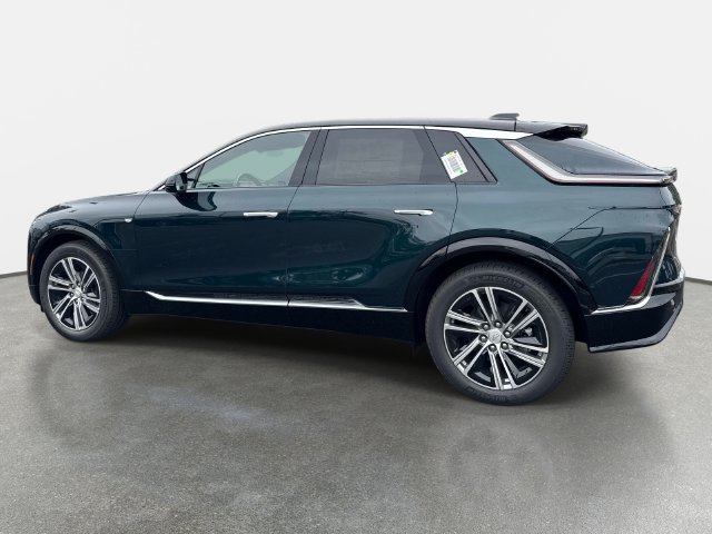 New 2027 Cadillac Lyriq Luxury w/ LPO, Floor Liner Package AWD/4WD image 3