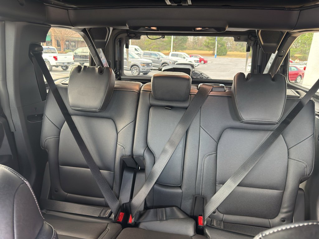 New 2025 Ford Bronco Big Bend w/ Black Diamond Package image 11