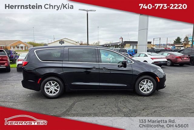 New 2026 Chrysler Voyager LX FWD image 30