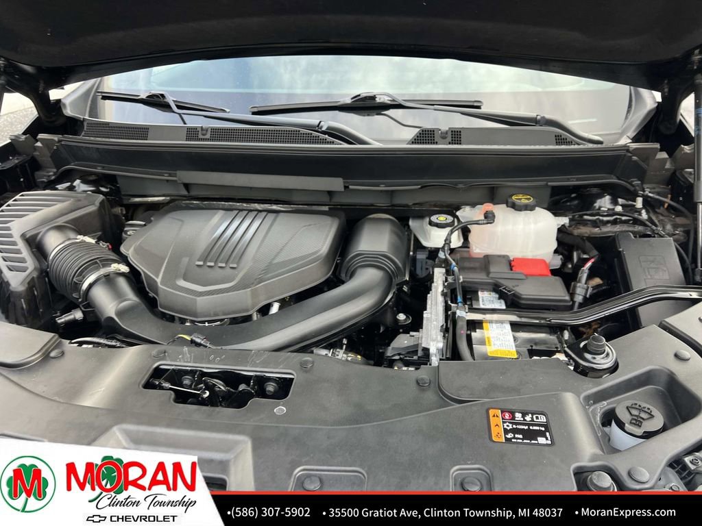 Used 2024 Chevrolet Traverse LT w/ Trailering Package image 11