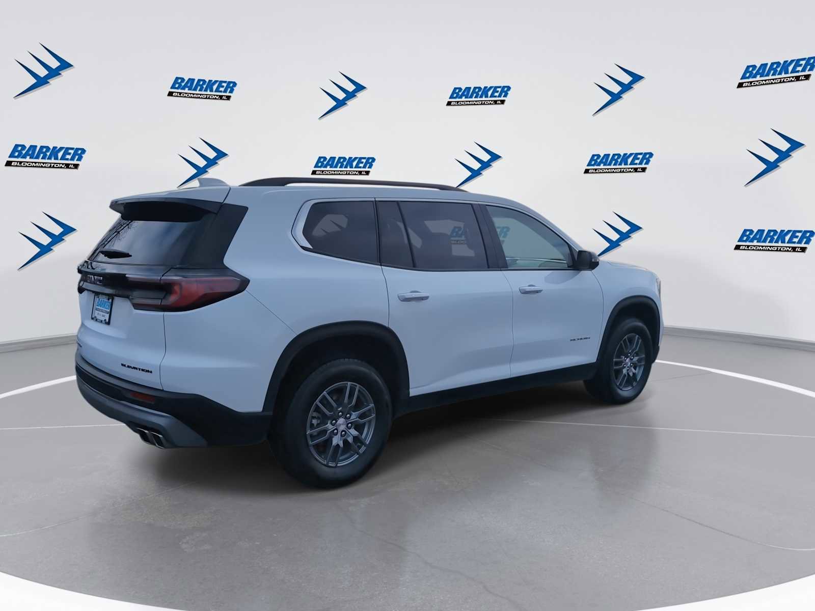 Used 2025 GMC Acadia Elevation image 8