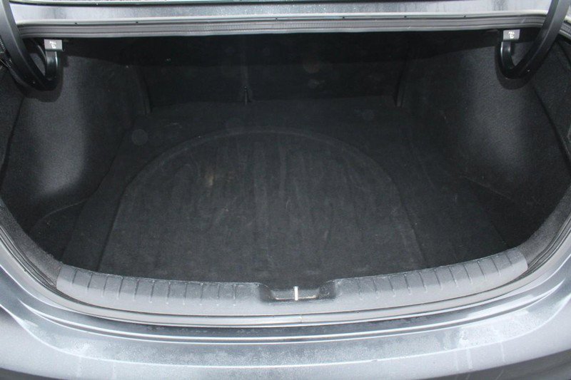 Used 2024 Kia Forte LXS image 7