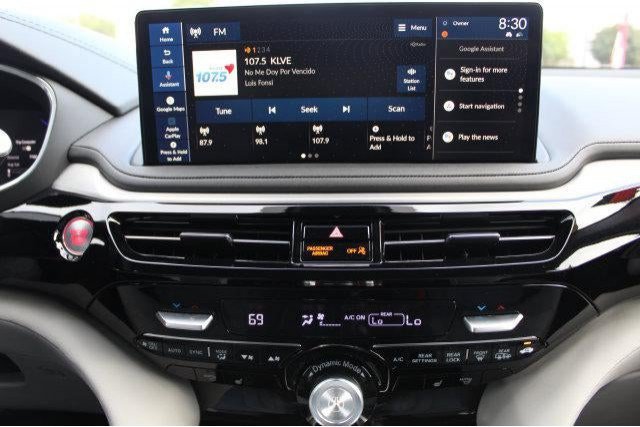 Used 2025 Acura MDX w/ Technology Package FWD image 38