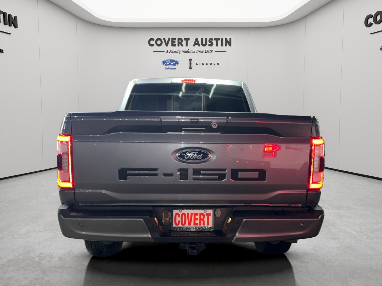 Used 2023 Ford F150 Lariat AWD/4WD image 4