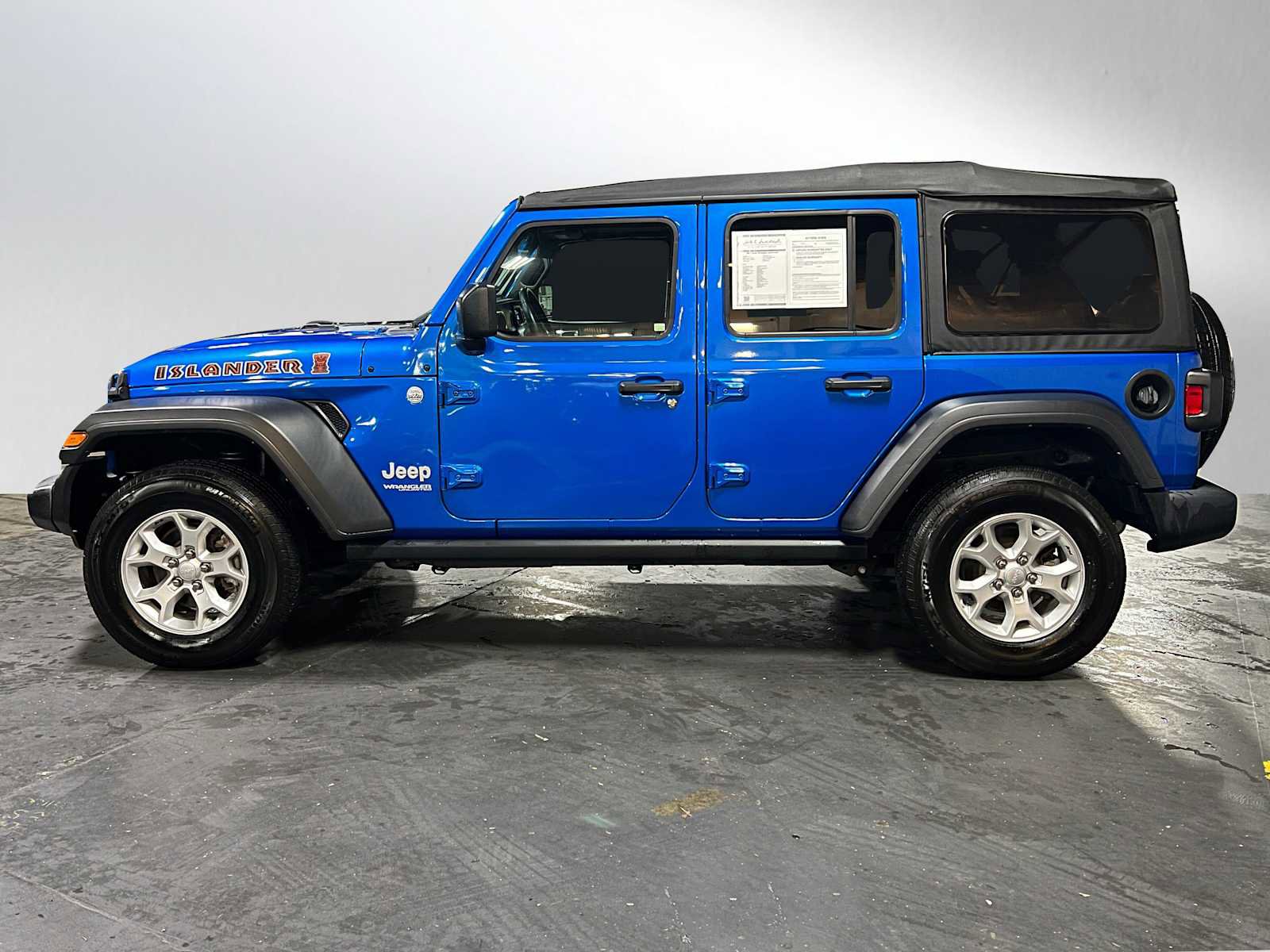 Used 2021 Jeep Wrangler Unlimited Islander image 6