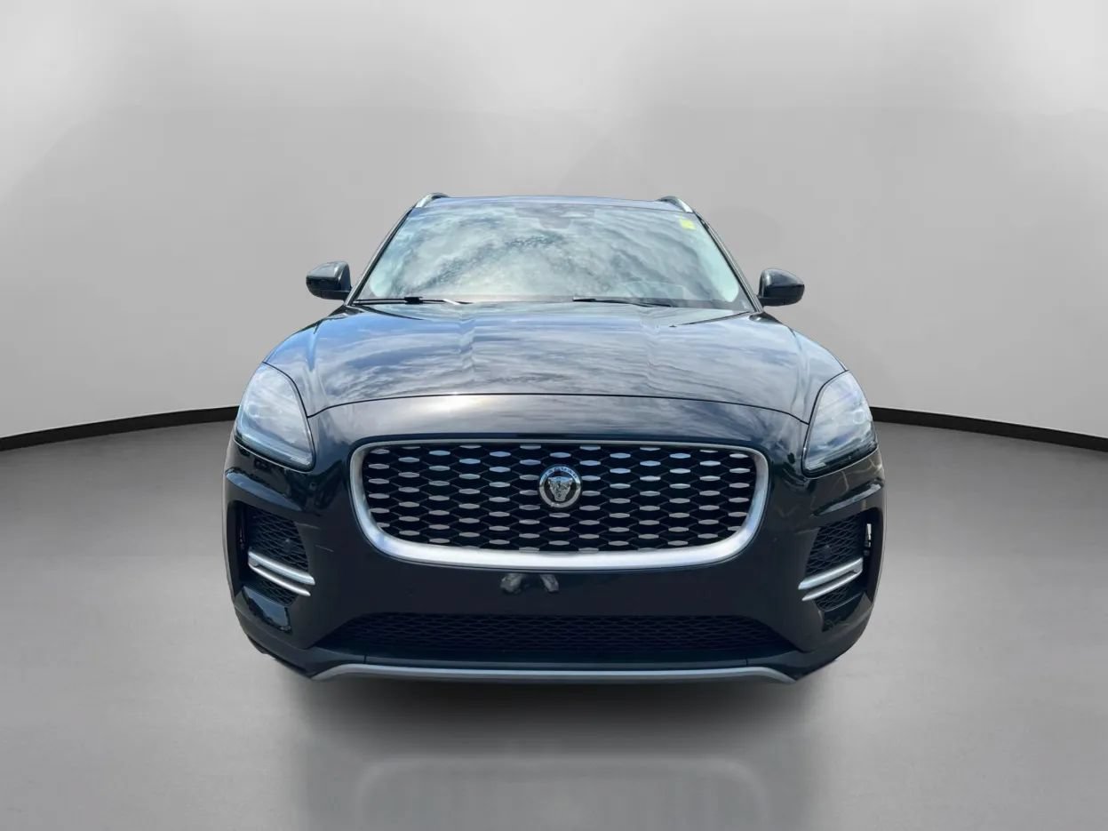 Used 2022 Jaguar E-PACE SE AWD/4WD image 3