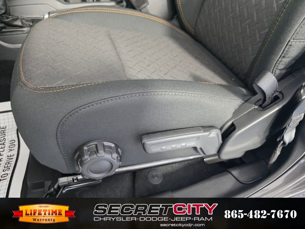 New 2025 Jeep Gladiator Mojave image 13