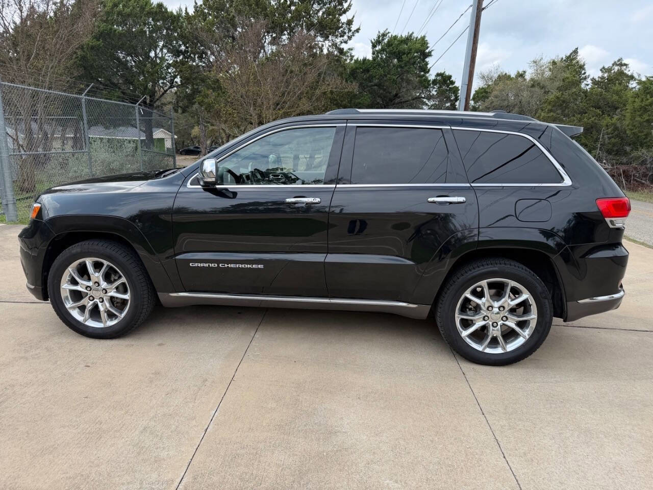 Used 2014 Jeep Grand Cherokee Summit AWD/4WD image 12
