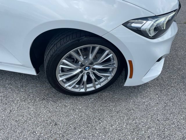 Used 2023 BMW 330i xDrive Sedan w/ Driving Assistance Package AWD/4WD image 13