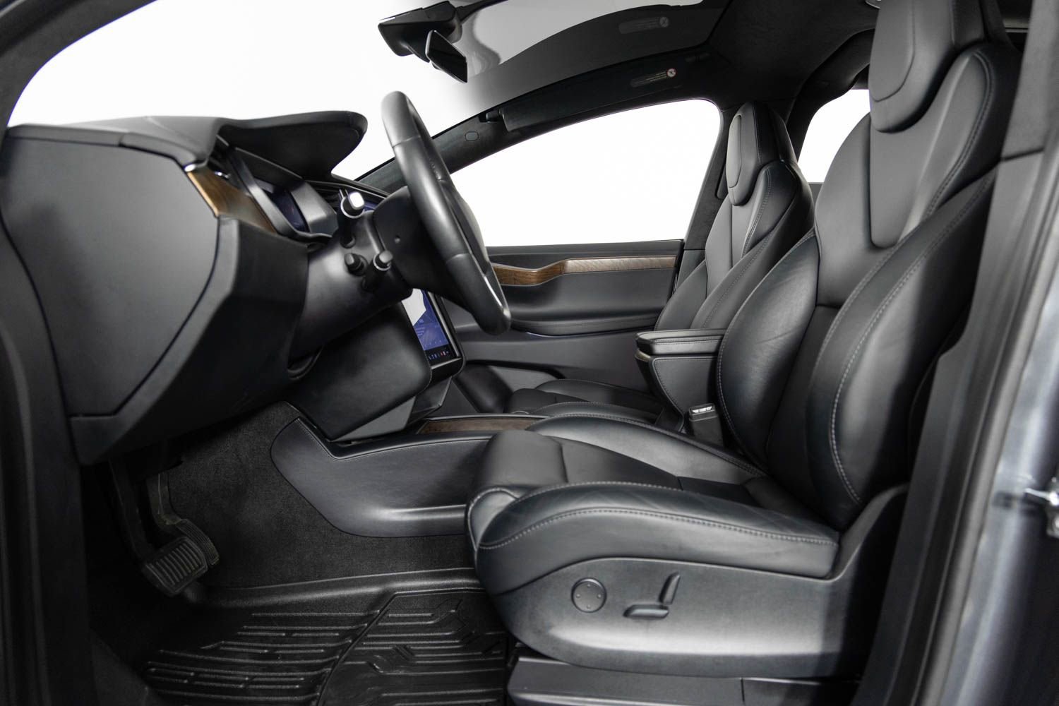 Used 2019 Tesla Model X 75D image 15