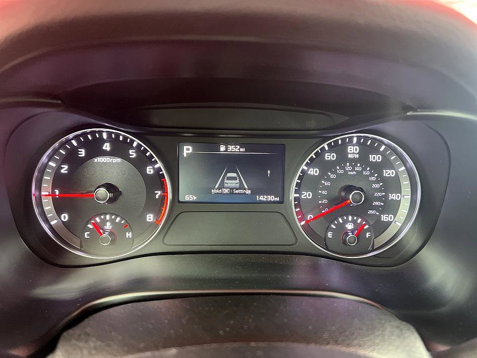 Used 2024 Kia Forte LXS w/ LXS Technology Package image 22