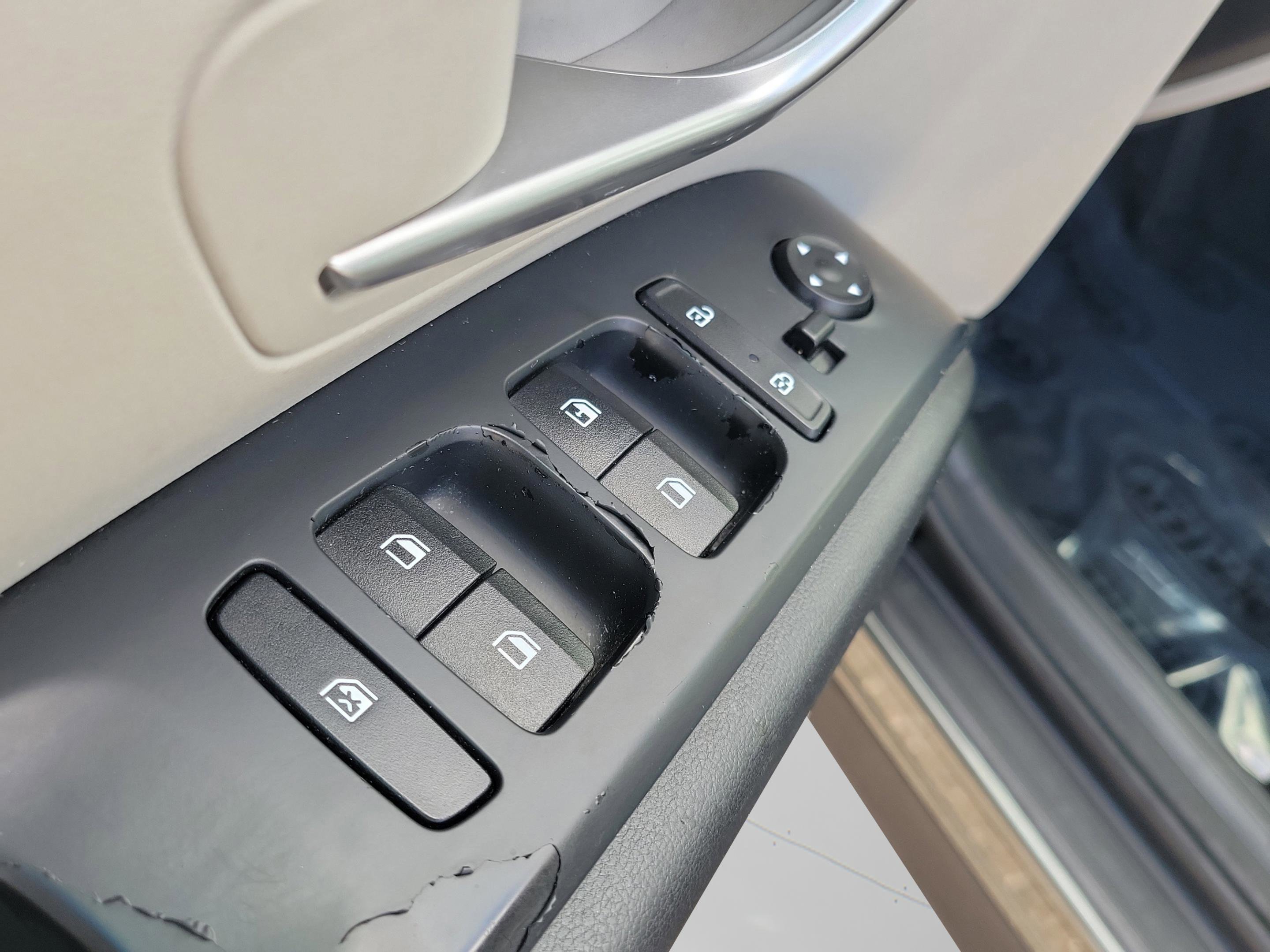 Used 2022 Hyundai Tucson SE w/ Cargo Package image 31