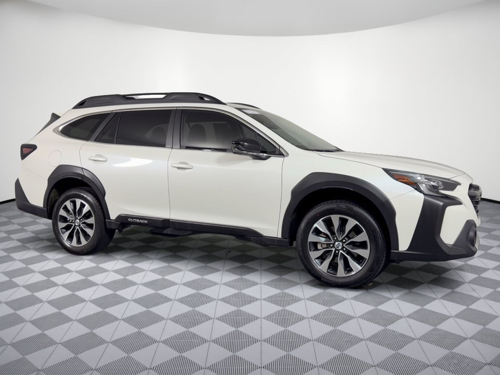 Used 2024 Subaru Outback Limited AWD/4WD image 8