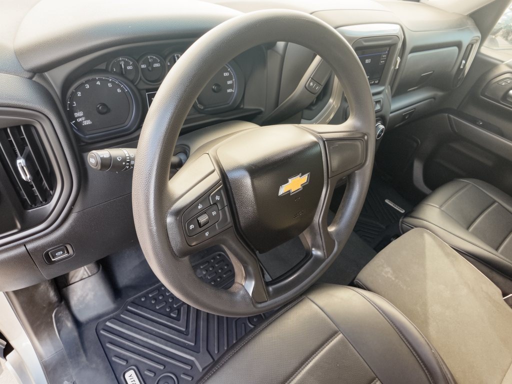 Used 2023 Chevrolet Silverado 1500 Custom RWD image 4