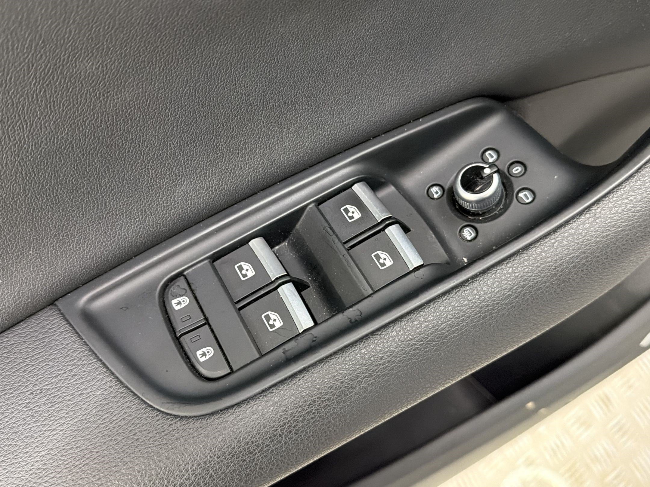 Used 2022 Audi Q7 3.0T Premium Plus AWD/4WD image 18