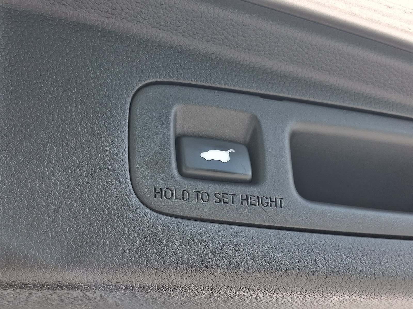 Used 2023 Honda CR-V Sport Touring image 32