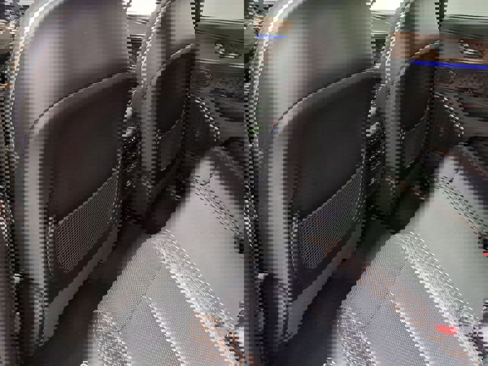 Certified 2024 Jeep Grand Cherokee Summit w/ Luxury Tech Group V image 19