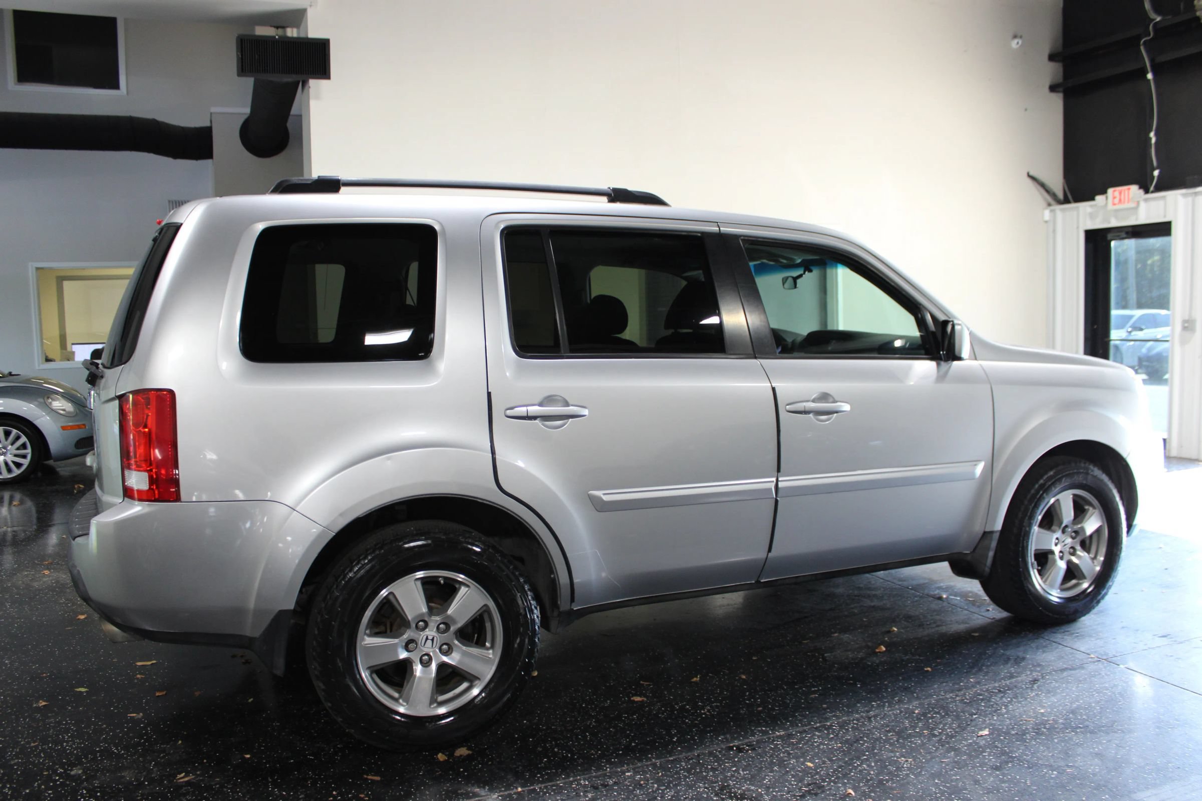 Used 2010 Honda Pilot EX image 3