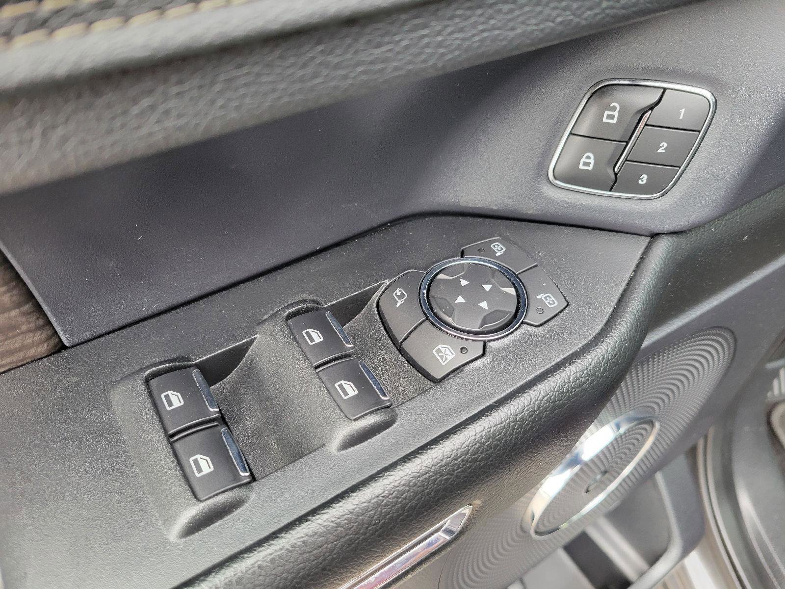 Used 2019 Ford Expedition Limited w/ Equipment Group 302A image 7