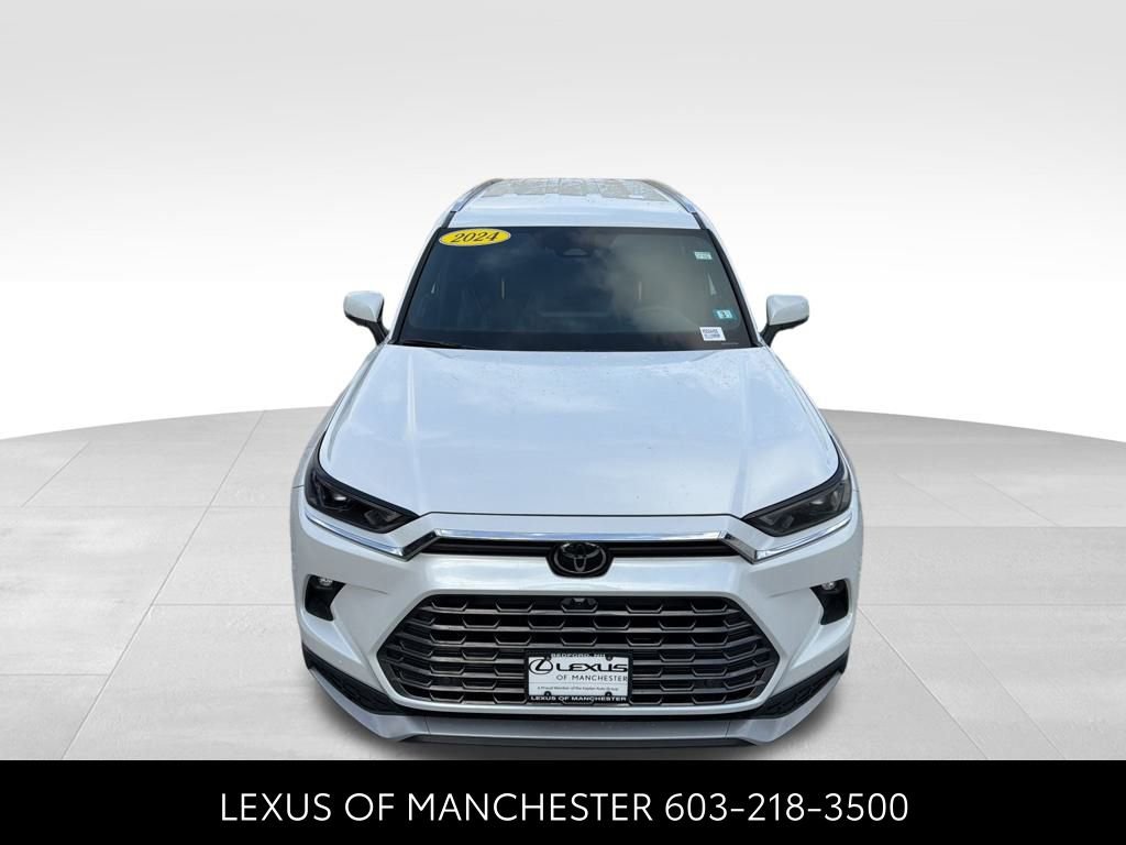 Used 2024 Toyota Grand Highlander AWD Hybrid image 2