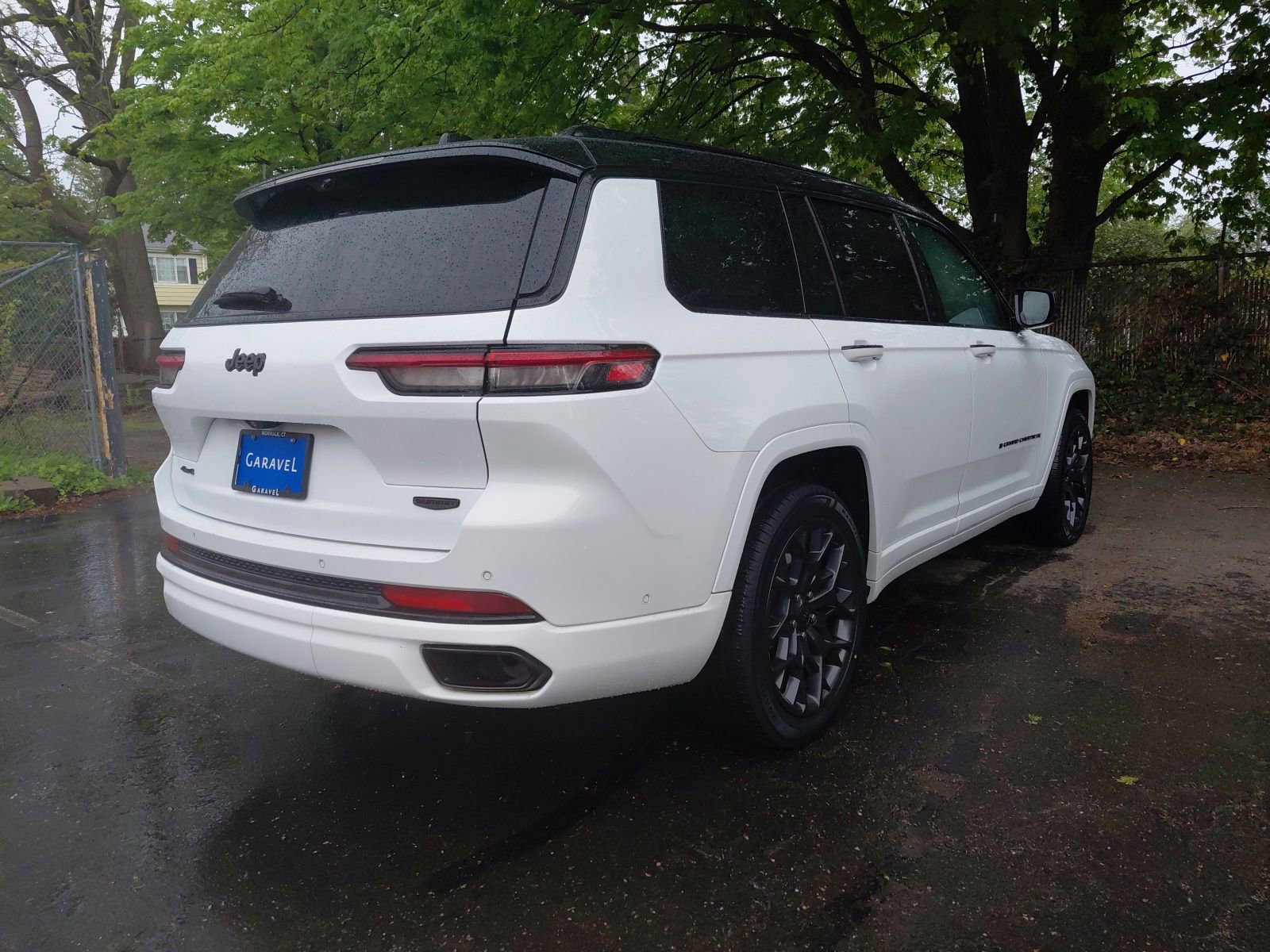 Used 2023 Jeep Grand Cherokee L Summit AWD/4WD image 46