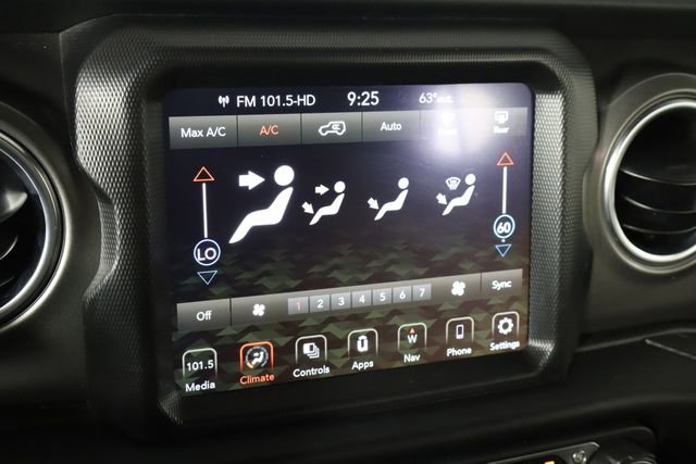 Used 2022 Jeep Wrangler Unlimited Rubicon AWD/4WD image 26