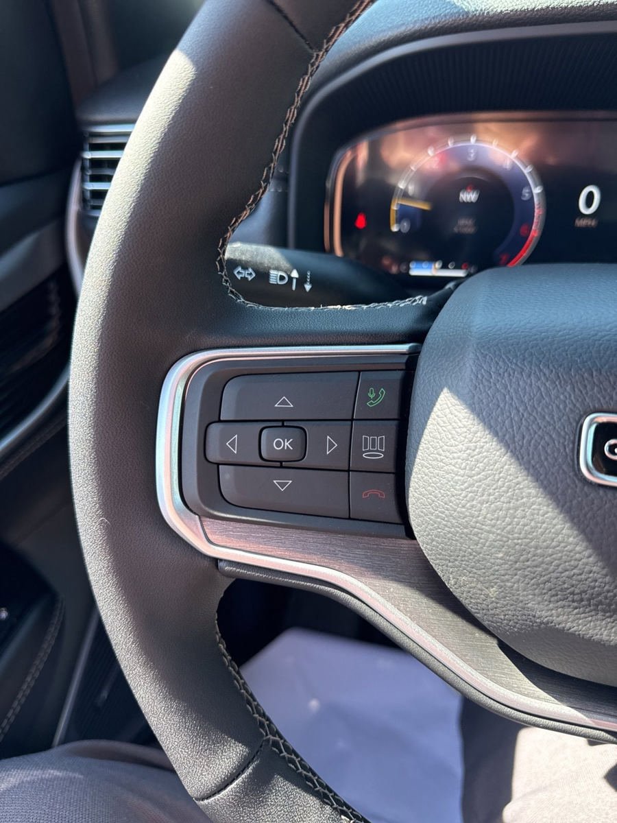 New 2026 Jeep Grand Wagoneer Limited AWD/4WD image 24
