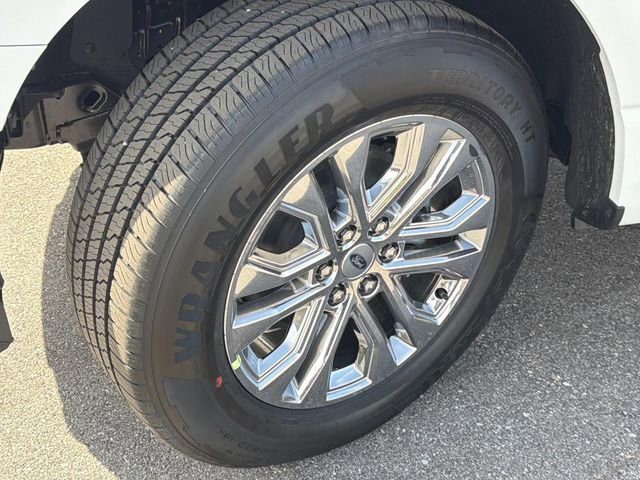 New 2026 Ford F150 XLT w/ XLT Chrome Appearance Package image 13