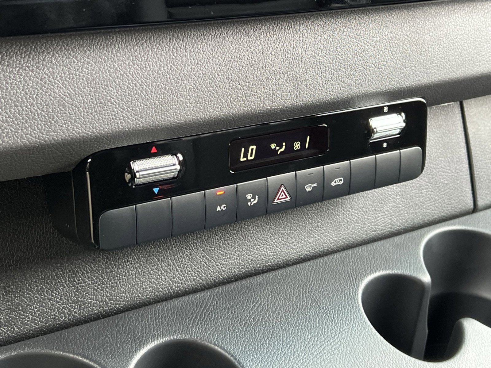 New 2025 Mercedes-Benz Sprinter 2500 image 19