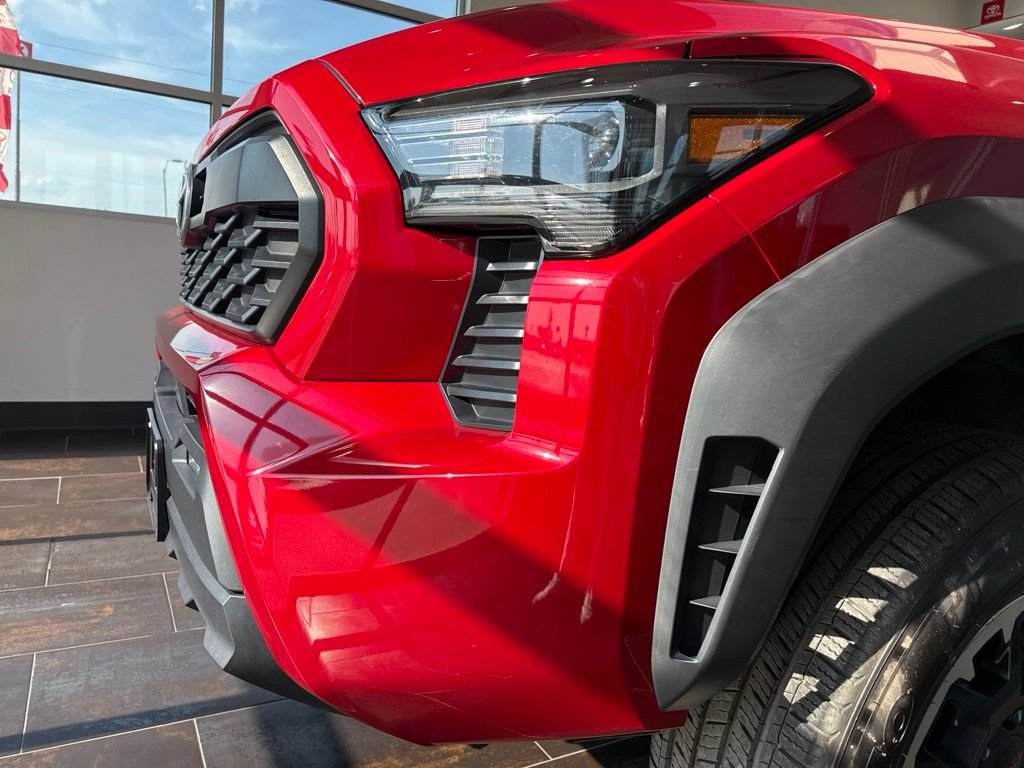 Used 2024 Toyota Tacoma TRD Off-Road AWD/4WD image 3