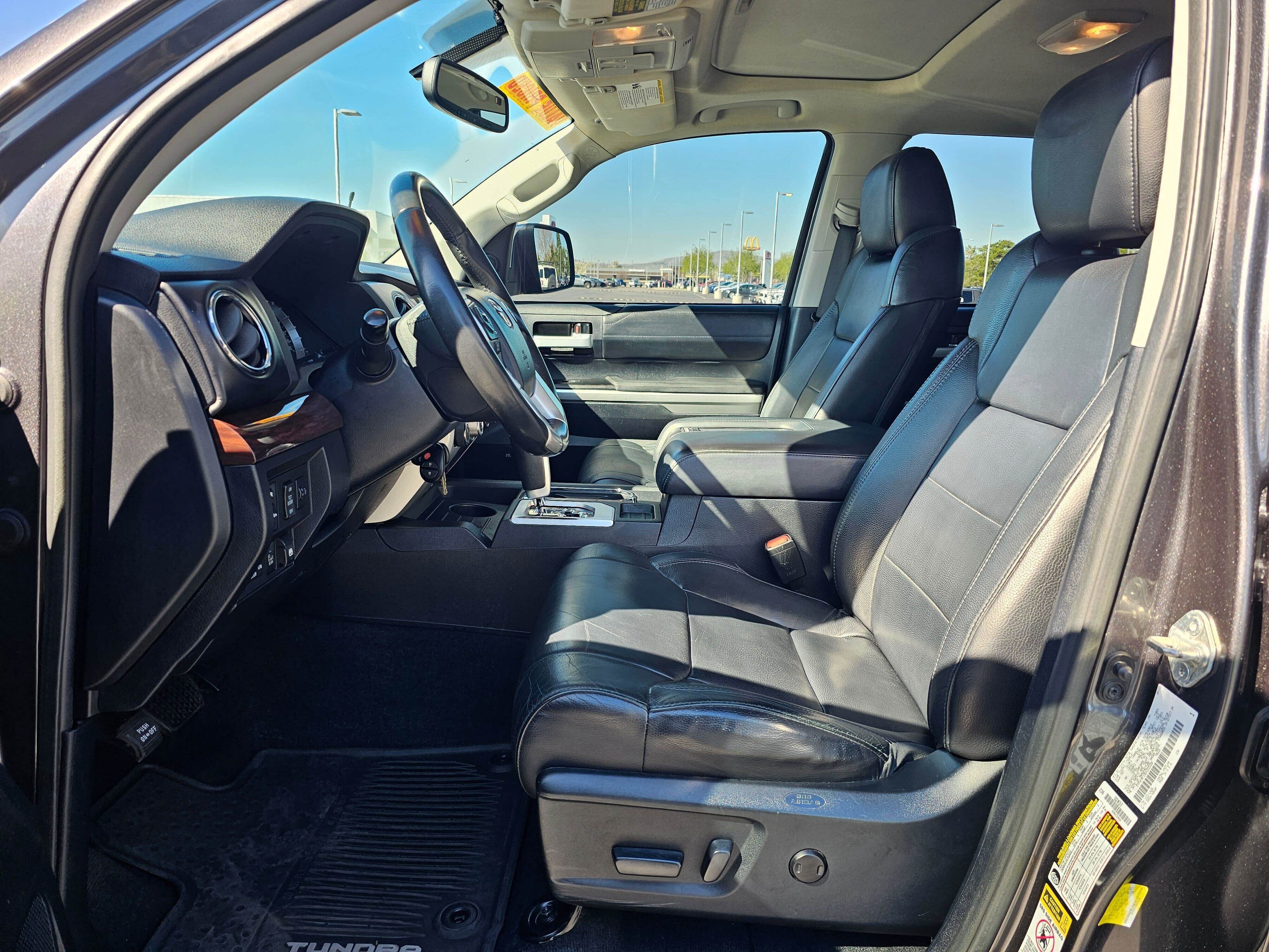 Used 2014 Toyota Tundra Limited w/ Limited Premium Package image 19