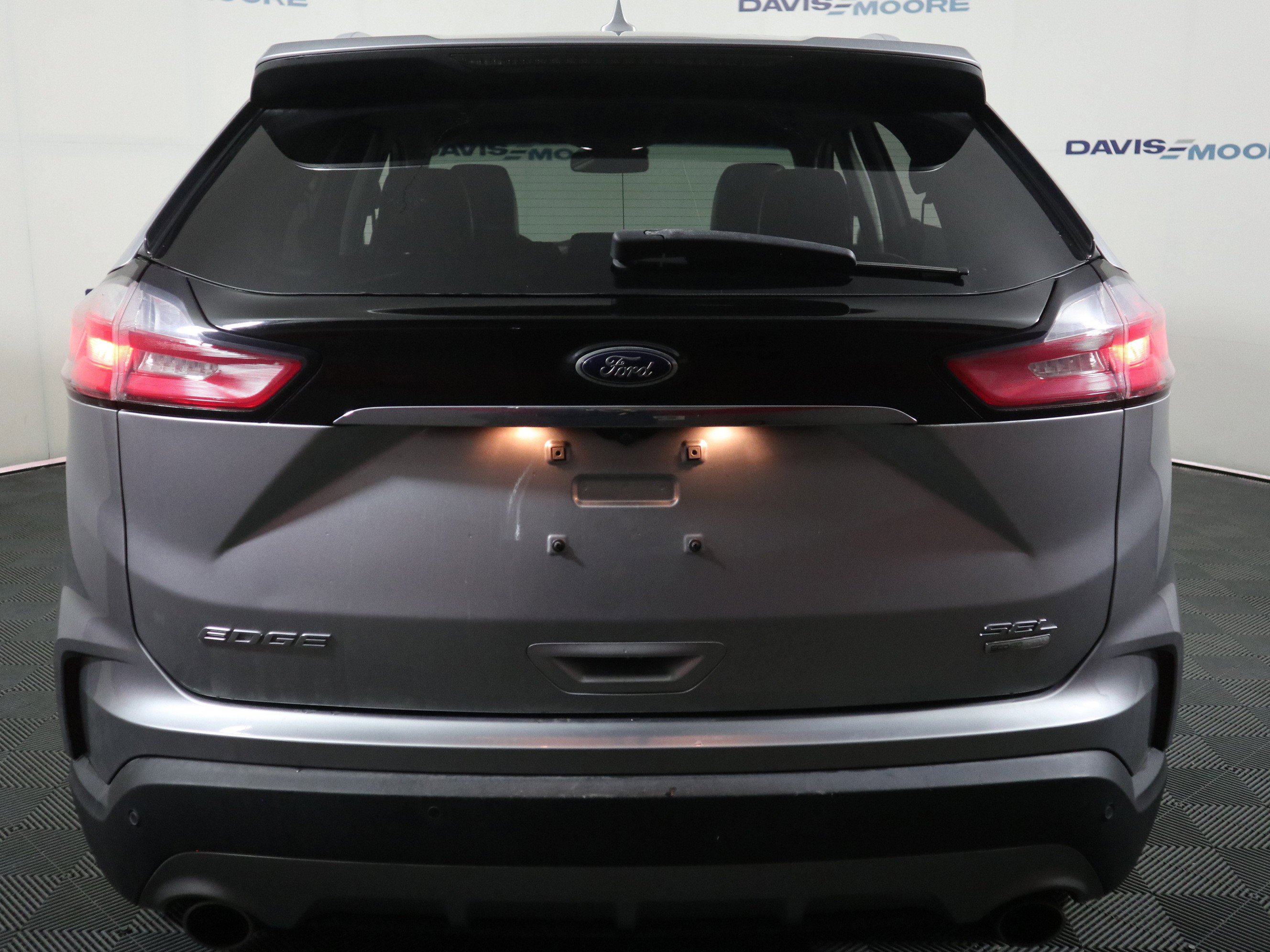 Used 2020 Ford Edge SEL image 7