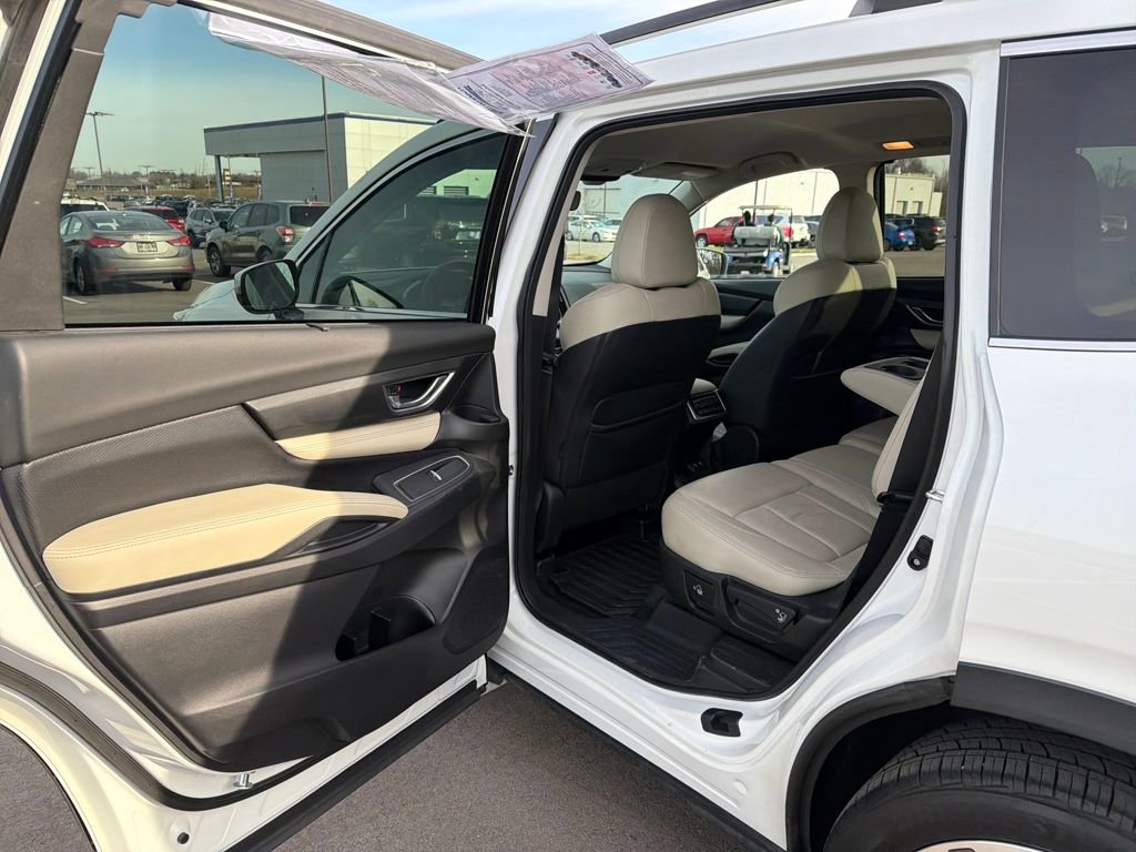 Used 2022 Subaru Ascent Limited image 27