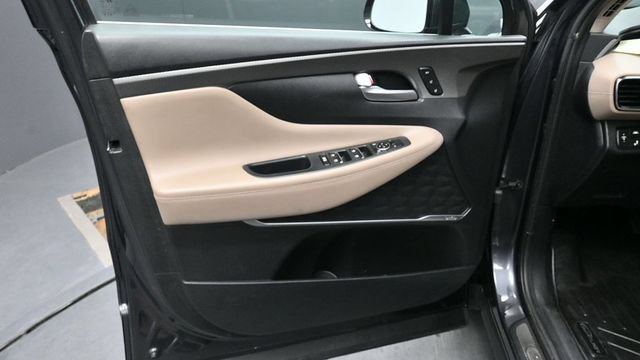 Used 2020 Hyundai Santa Fe Limited AWD/4WD image 17